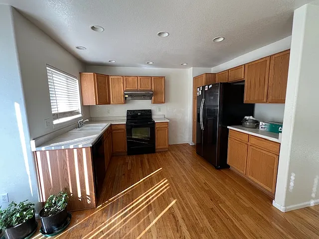 12753 Dexter Ct — Photo 24