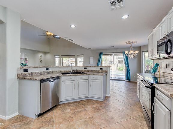 3rd image of 21114 E Sonoqui Dr