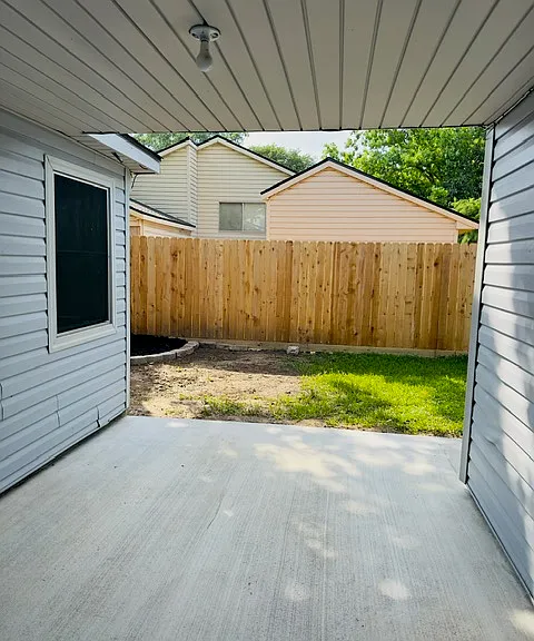 18322 Autumn Trails Ln — Photo 35