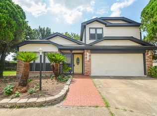 16003 Vista Del Mar Dr, Houston, TX 77083