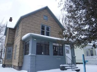 919 4th St, Three Rivers, MI 49093