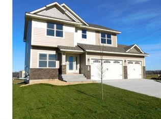 4369 123rd Cir, Blaine, MN 55449