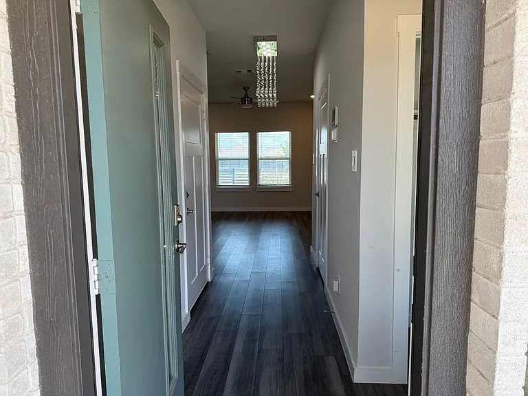 1218 Amistad Loop — Photo 5