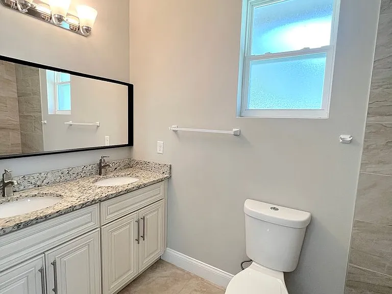 80 Buttonworth Dr #B — Photo 18