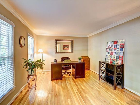 4th image of 1613 Swinton Ln