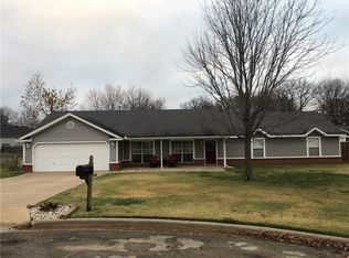 77 Debbie Dr, Farmington, AR 72730