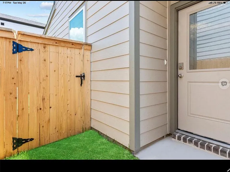 1814 Revolution Way — Photo 21