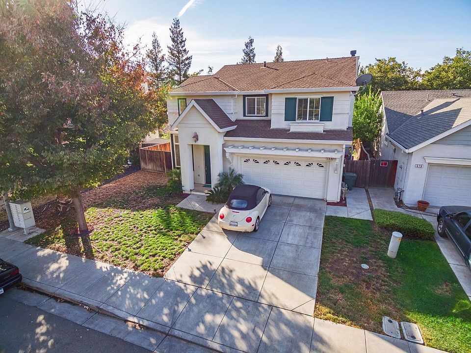 1st image of 688 Harold Smith Dr