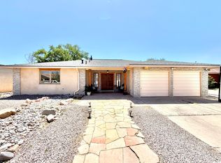 5512 Duerksen Rd NW, Albuquerque, NM 87120