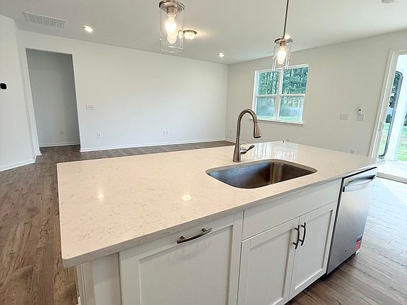5th image of 438 Providence Creek Dr