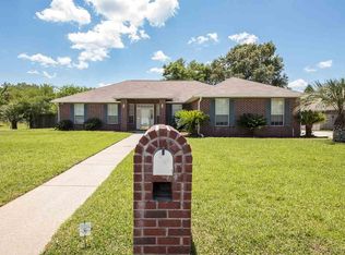 7033 Woodside Rd, Pensacola, FL 32526