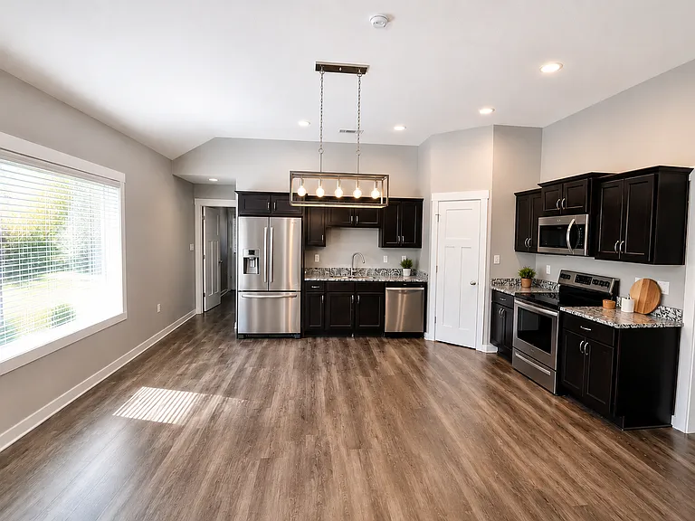 296 Wolf Den Dr — Photo 3