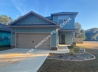 8461 Laredo St, Navarre, FL 32566