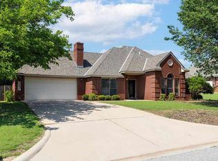 3004 NE Heritage Ln, Lawton, OK 73507