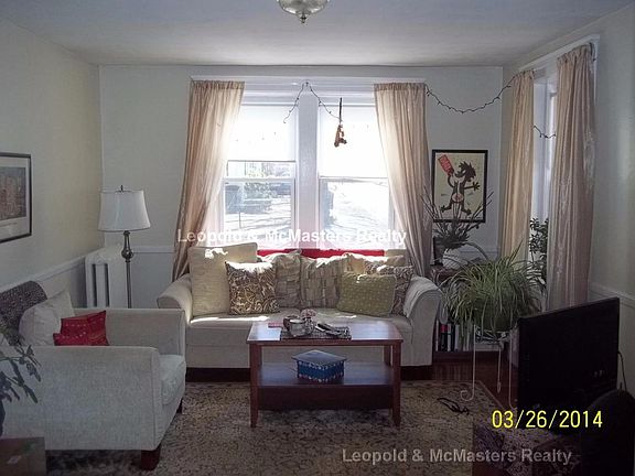3rd image of 8 Russell St #12C
