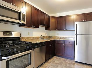 York Apartments, York, PA 17403