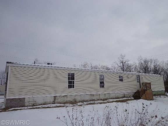 4th image of 5801 Bluewater Hwy
