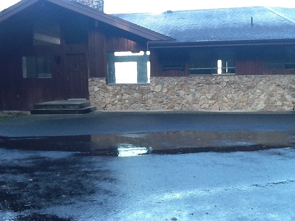 2nd image of 8547 N Pass Rd