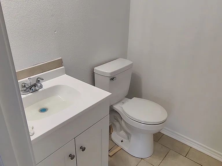 103 Whippoorwill Ave — Photo 3