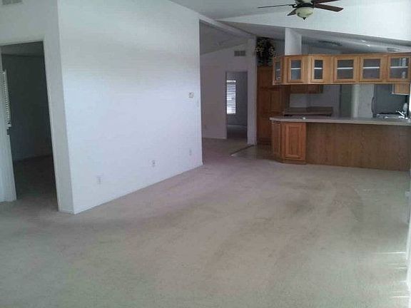 4th image of 1717 Thelma Dr #1717