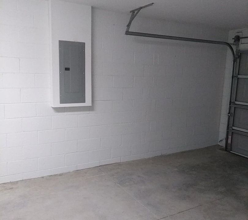 1st image of 117 Marion Oaks Ln