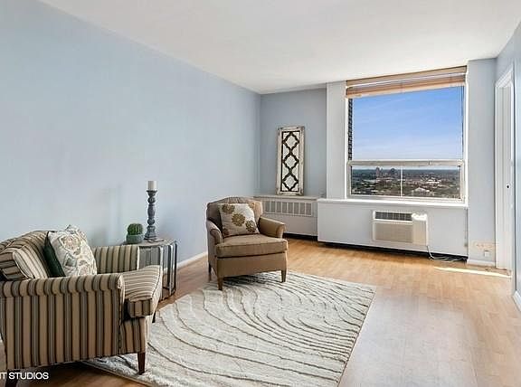 2nd image of 1355 N Sandburg Ter Floor 28