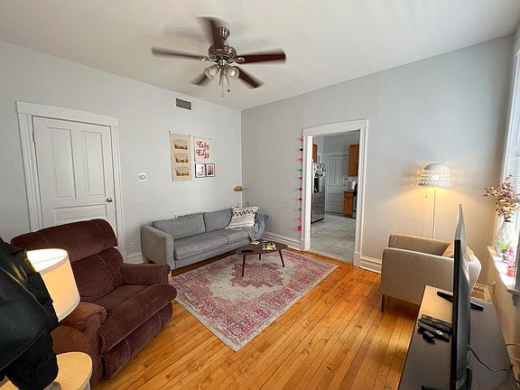 4th image of 1231 N Greenview Ave #5J