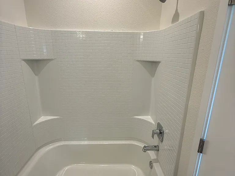 7298 Santa Ysabel Ave #6 — Photo 5