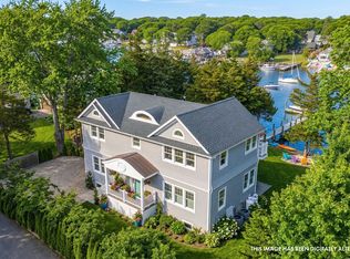 254 Overlook Dr, Riverhead, NY
