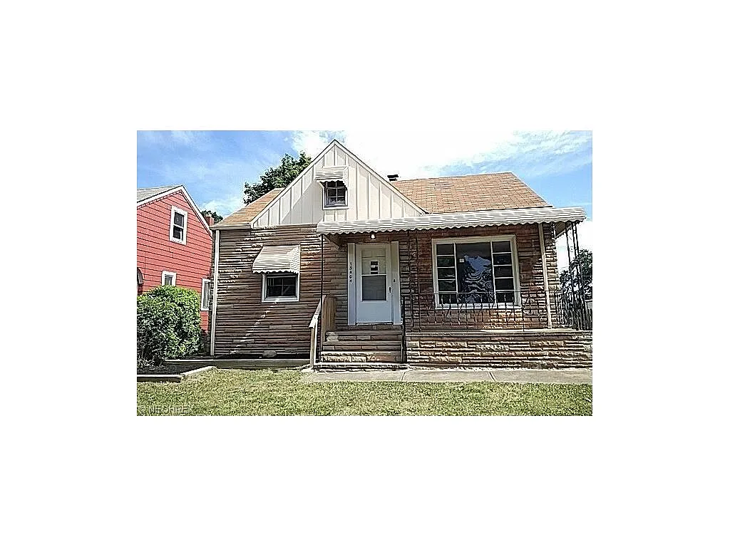 13404 Highlandview Ave photo 1