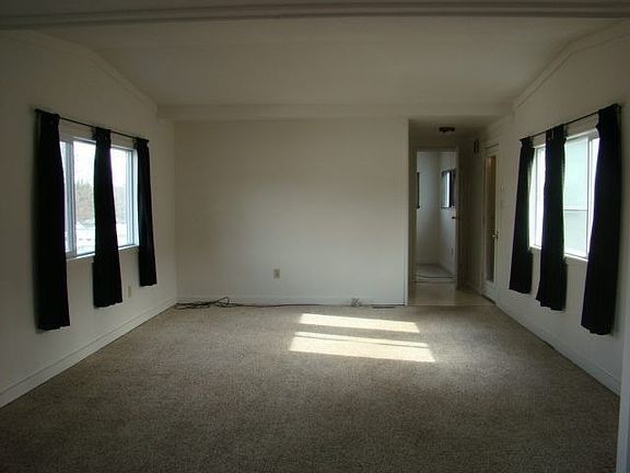 4th image of 411 N Almon St Spc 419