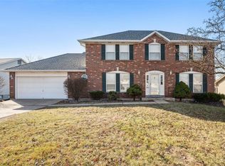 35 Georgetown Cir, O'Fallon, MO 63368
