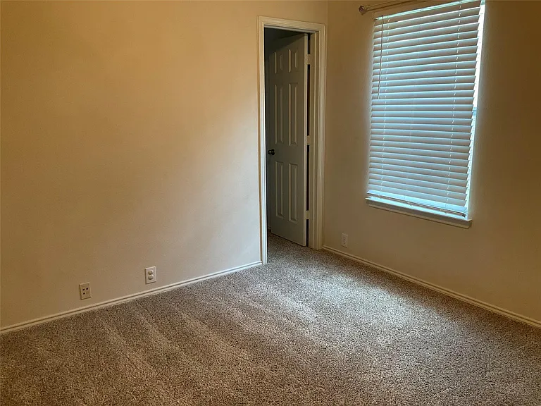3227 Farrel Hill St — Photo 12