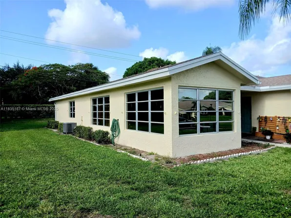 5054 Lakefront Blvd APT A, Delray Beach, FL 33484