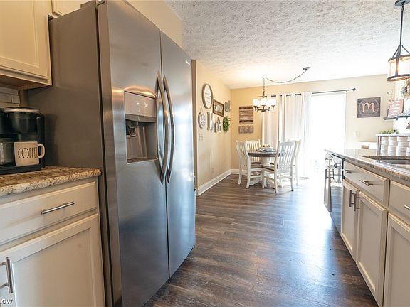 4th image of 1002 Crosswyck Cir