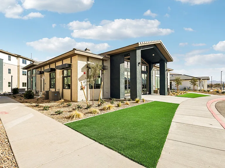 Parq on Boulder — Photo 18