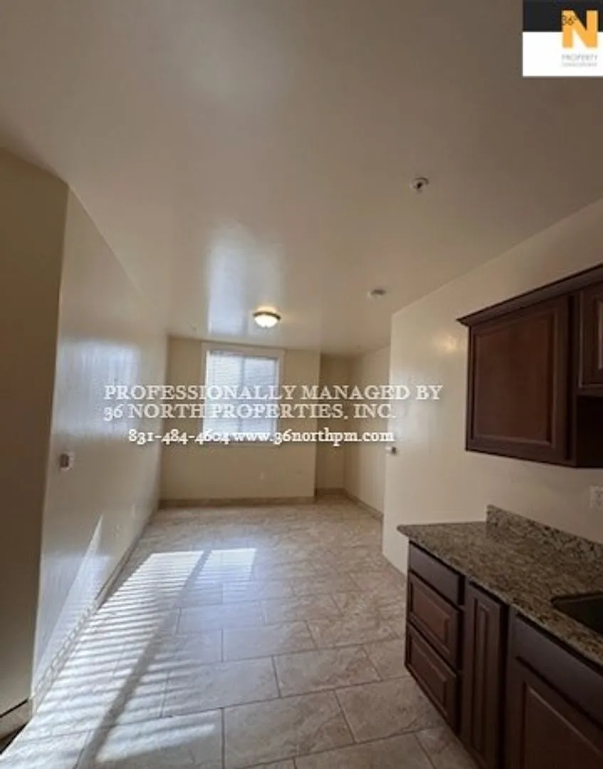 401 Monterey St — Photo 3