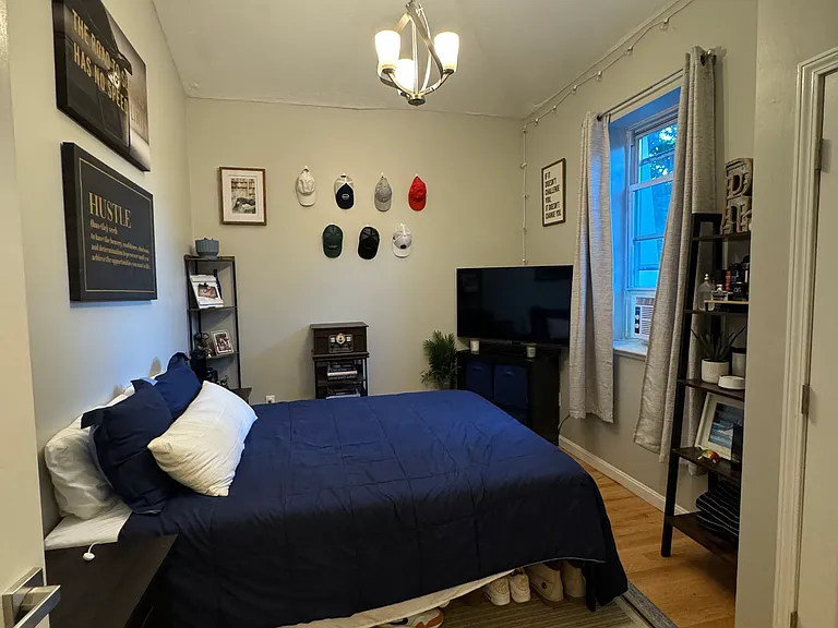 35 Newton St #2 — Photo 12