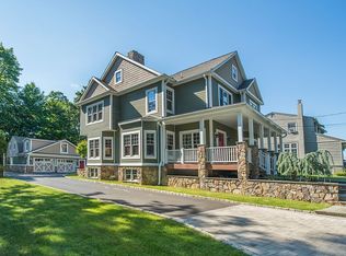 39 Dairy St, Midland Park, NJ 07432