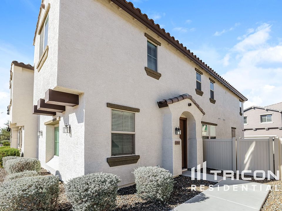 1st image of 12585 W Lindbergh Dr