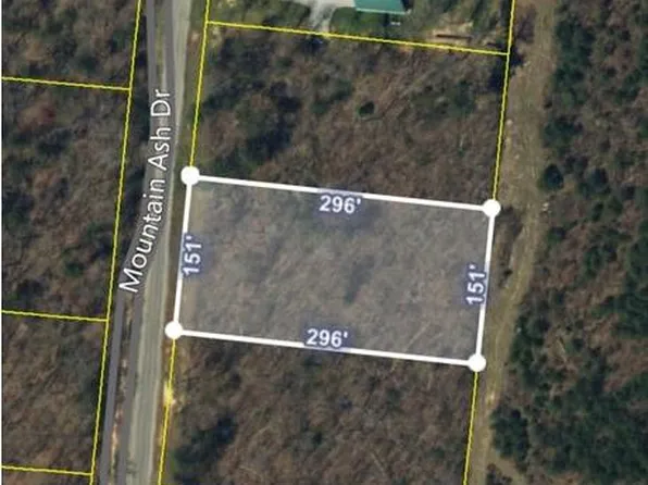7 Mountain Ash Dr, Monterey, TN 38574