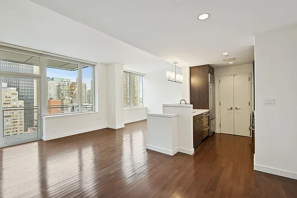 Rented by Compass | media 14