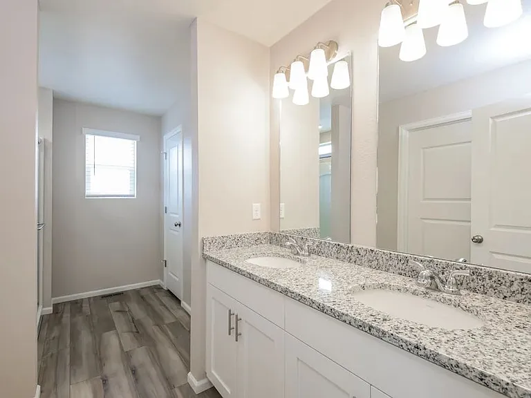 10167 Scranton Ct — Photo 12