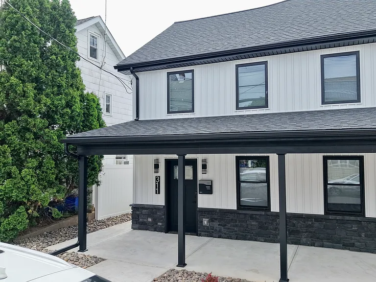 311 Church St — Photo 48