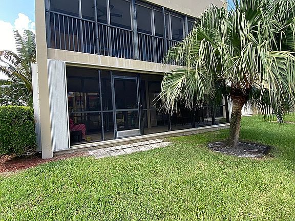 4th image of 1100 SE 5th Ct APT 42