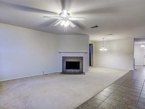 5th image of 713 River Run Dr