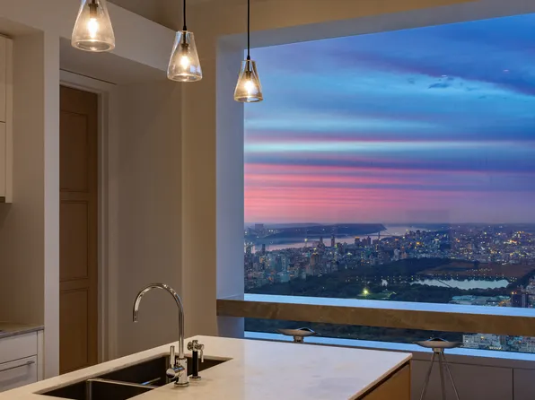 432 Park Avenue image 24 of 37