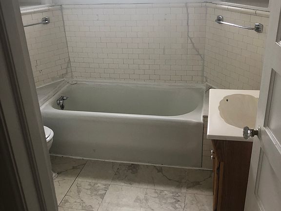 5th image of 6024 Cobbs Creek Pkwy