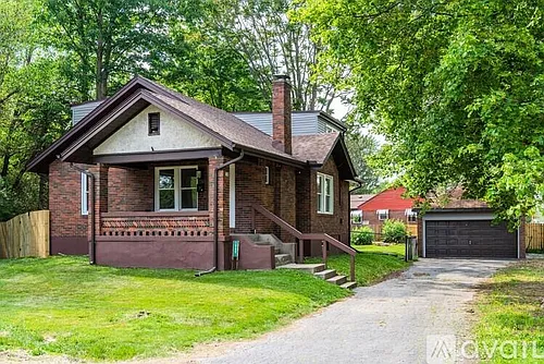1663 Aero Ave Photo 1
