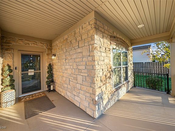 5th image of 540 Quarry Lakes Dr